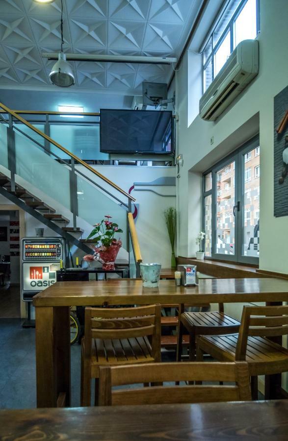 Pension Oasis Самора Экстерьер фото
